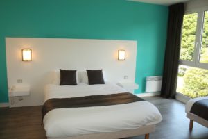 Chambre duplex-cote-sud-on-dirait-le-sud-fenetre