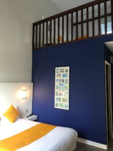 mezzanine-cote-sud-bleu-majorelle-mezzanine