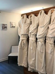 latitude ouest -zen-espace-detente-sauna-peignoirs-vertical