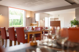Salle de petit déjeuner hôtel restaurant Latitude Ouest