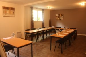 seminaire Latitude Ouest -salle-quai-17-dressee-12-personnes